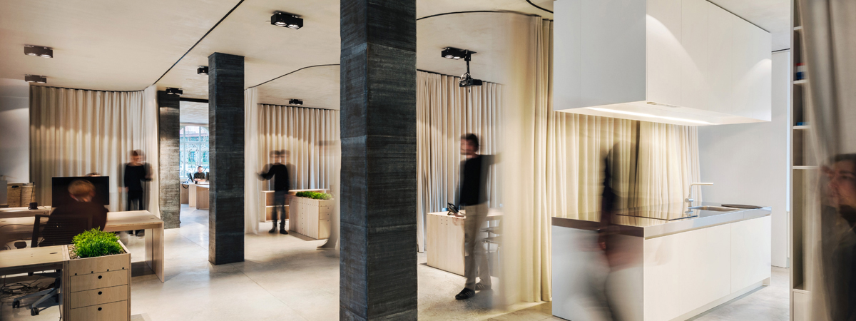 Wool Serge Panne: double-sided raised flame retardant wool