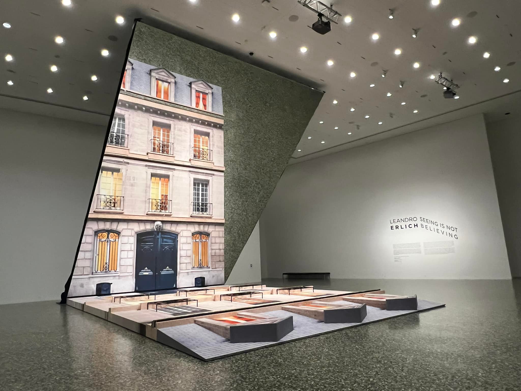 Leandro Erlich defies gravity with ShowTex mirror foil.