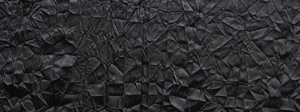 Satinac Crunch - glossy fabric