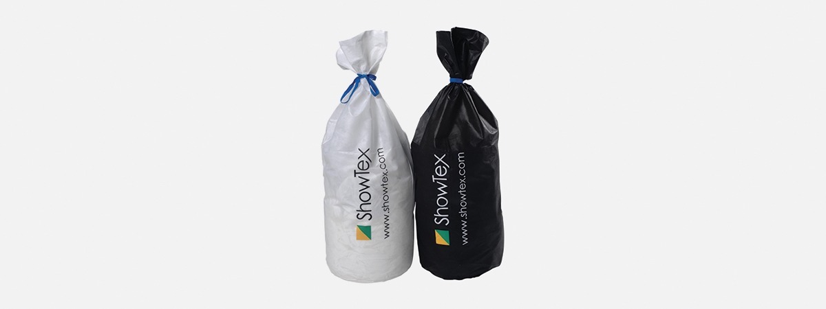 ShowTex Bag: Air permeable, polypropylene curtain bag.
