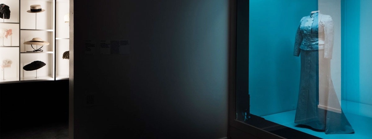 ShowTex Satinac, GiantMirror, ScreenFrame for Modemuseum Hasselt