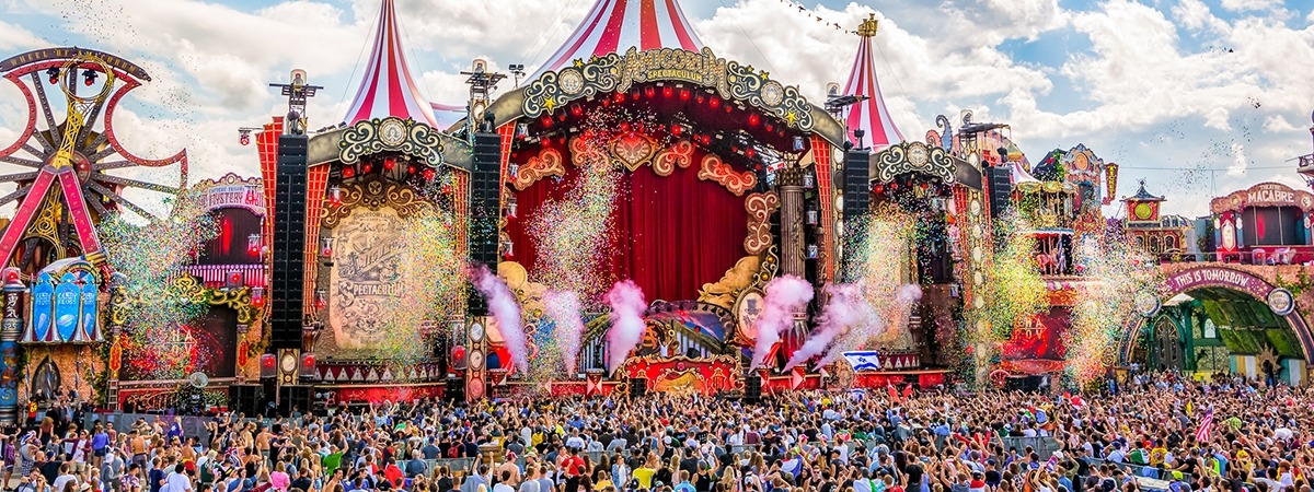 Tomorrowland - velvet curtain