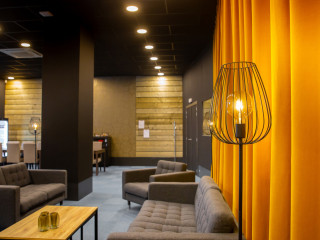 Acoustic Velours curtain in recording studio