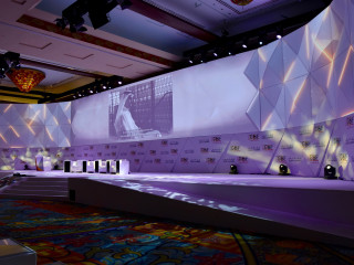 ShowTex FP White, ScreenFrame for Global Business Forum Dubai