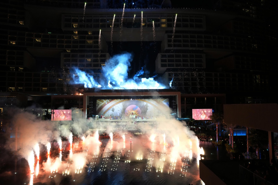 Beyoncé at Atlantis the Royal