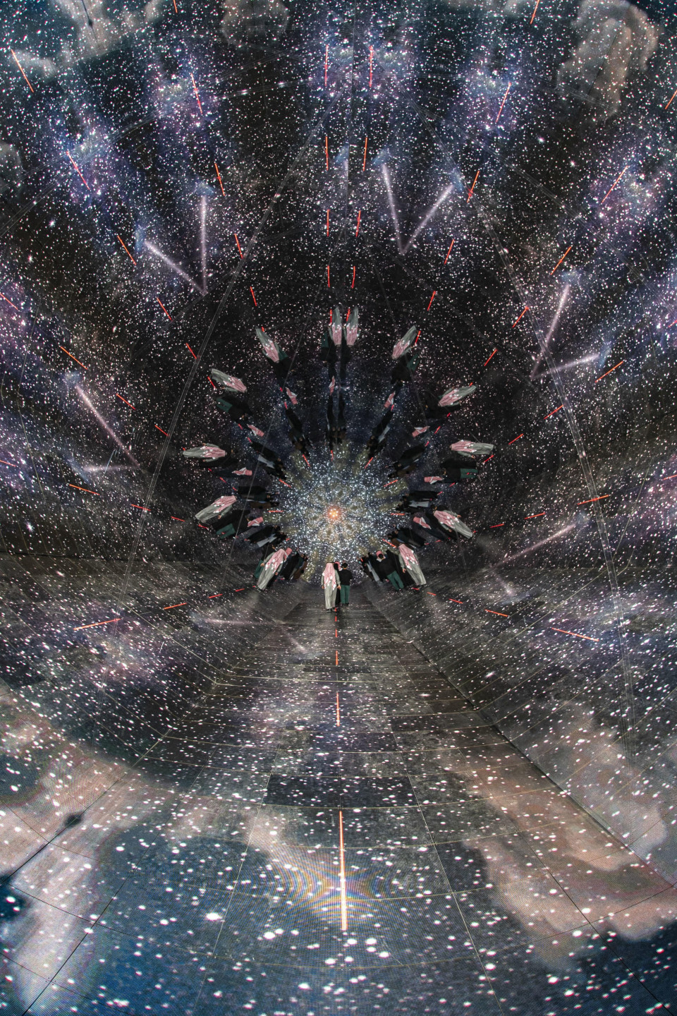 LEAPscape - mirror foil kaleidoscope