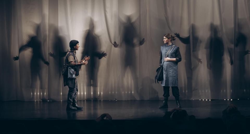 ShowTex Spinnaker CS for Fontainebleau School of Acting
