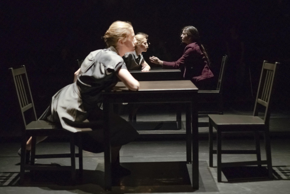ShowTex GiantMirror for Afterimage - National Dance Company Wales