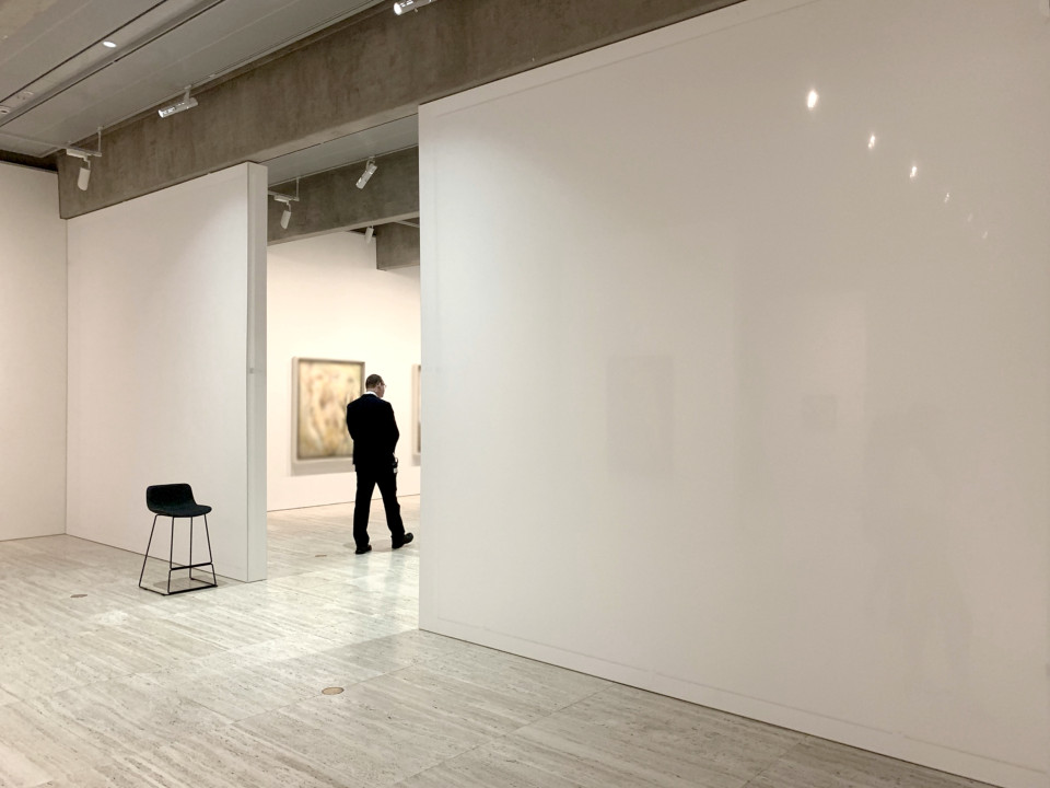 ShowTex Cyclo 75, FP Blackout, Cube Frame for Art Gallery of New South Wales
