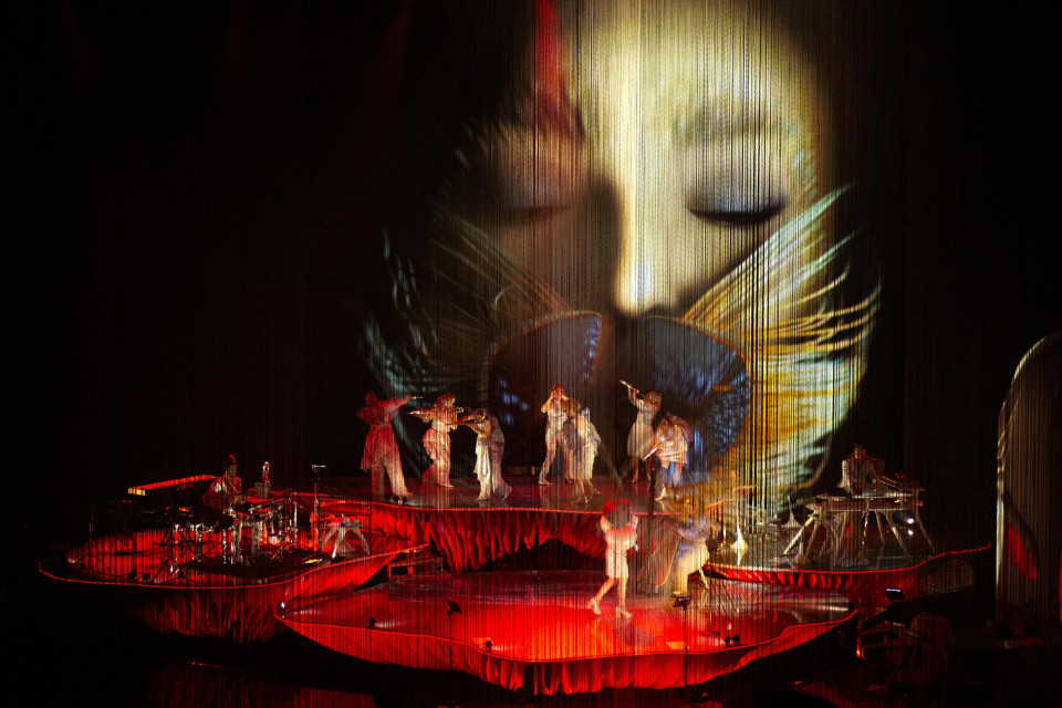 ShowTex Spaghetti Event, GobelinTulle for Björk