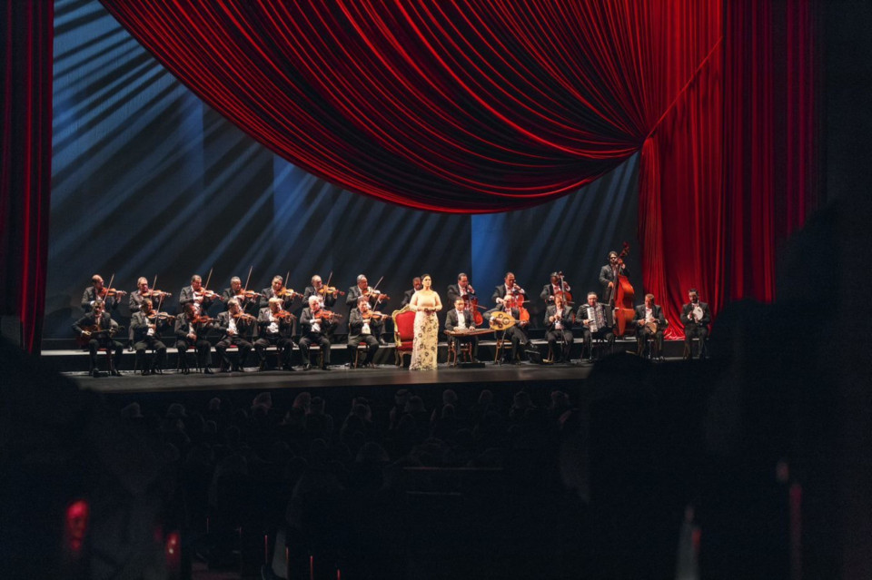 Sheikh Jaber Al-Ahmad Cultural Centre - opera curtains - stretchvelours