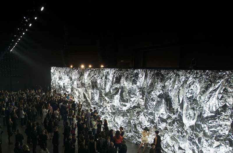 ShowTex AluShape Brut backdrop for Calvin Klein fashion show