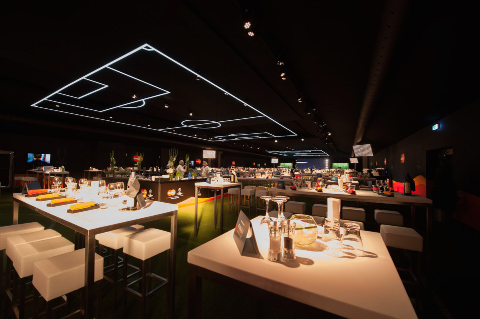 ShowTex EasyDrape, PolyStretch P8 CS Matt, Cyclo 200 for MasterCard VIP lounge UEFA Champions League Final