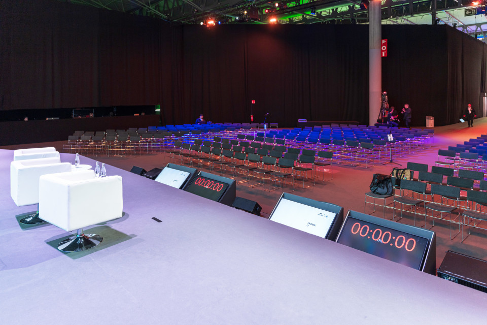 ShowTex AV Drop, StretchTulle, Molton, FP Blackout, Cyclo 75 for Smart City expo