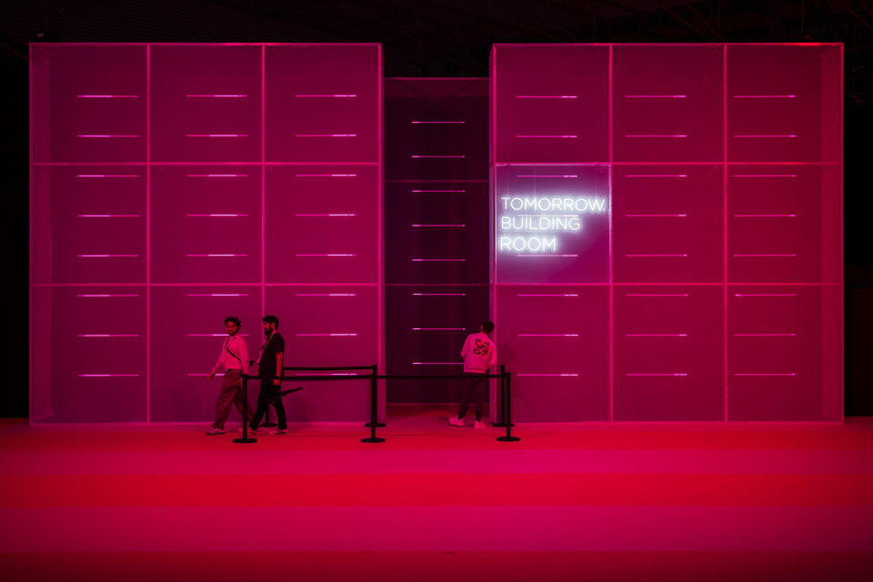 ShowTex AV Drop, StretchTulle, Molton, FP Blackout, Cyclo 75 for Smart City expo