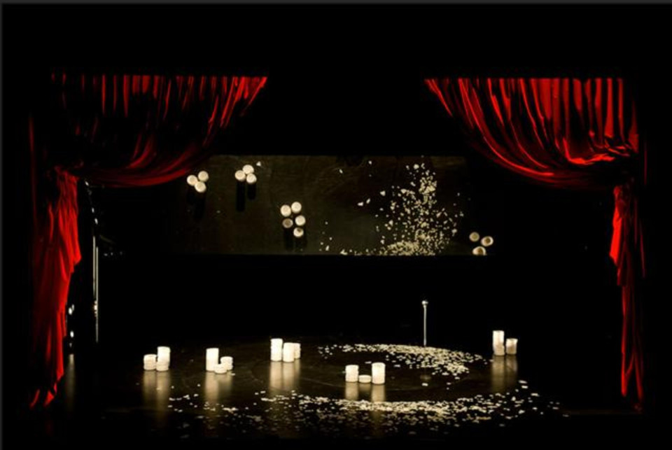 ShowTex Velours, GiantMirror for Hålogaland Teater