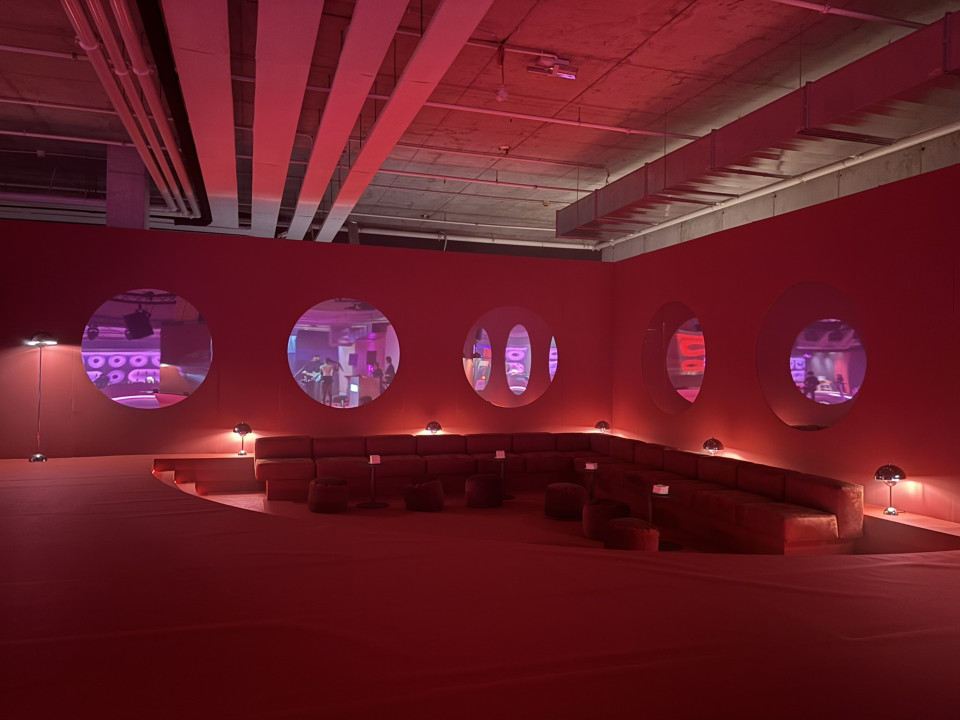 ShowTex AV Drop, Universal 250 BB Print, GiantMirror, Velours Delta CS, Molton for Mango