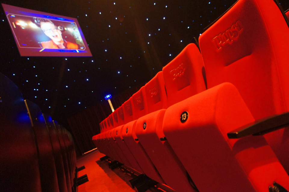 ShowTex ShowLED Classic, FP Supermat Perforato, Rail H100,ShowTrack, Single PrintFrame for Plopsa Theater