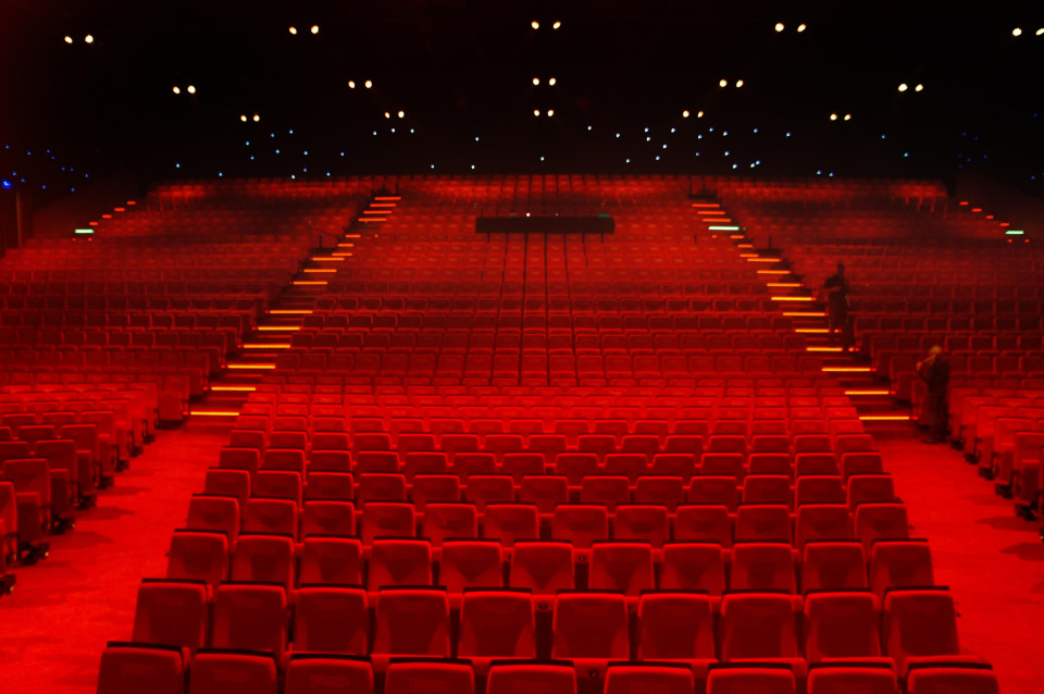 ShowTex ShowLED Classic, FP Supermat Perforato, Rail H100,ShowTrack, Single PrintFrame for Plopsa Theater