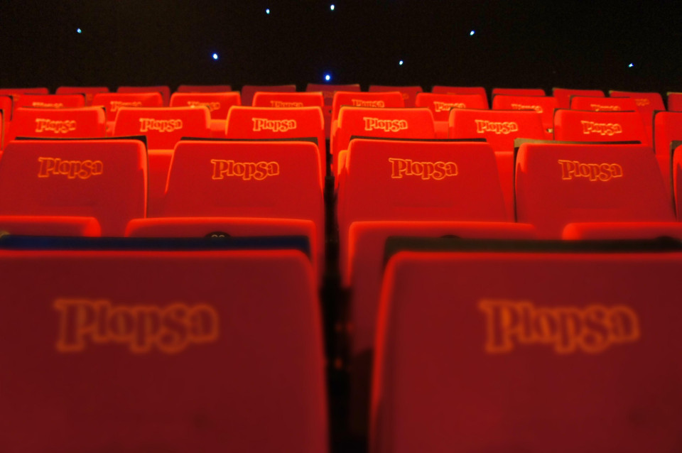 ShowTex ShowLED Classic, FP Supermat Perforato, Rail H100,ShowTrack, Single PrintFrame for Plopsa Theater