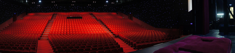 ShowTex ShowLED Classic, FP Supermat Perforato, Rail H100,ShowTrack, Single PrintFrame for Plopsa Theater