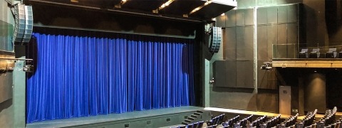 Y-Theatre - velvet curtain