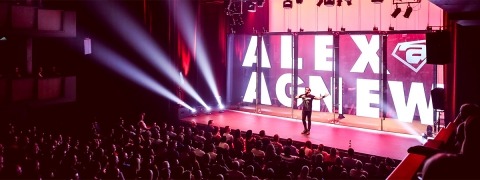 Tim Tronckoe Tim Tronckoe